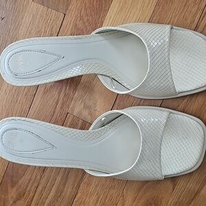 Zara Cream and Gold Slip-On Mules Size 40